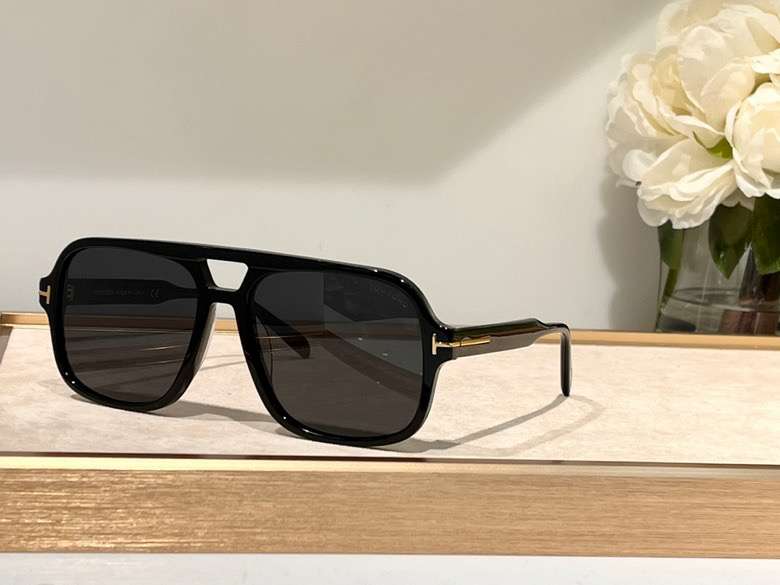 Picture of Tom Ford Sunglasses _SKUfw52342165fw